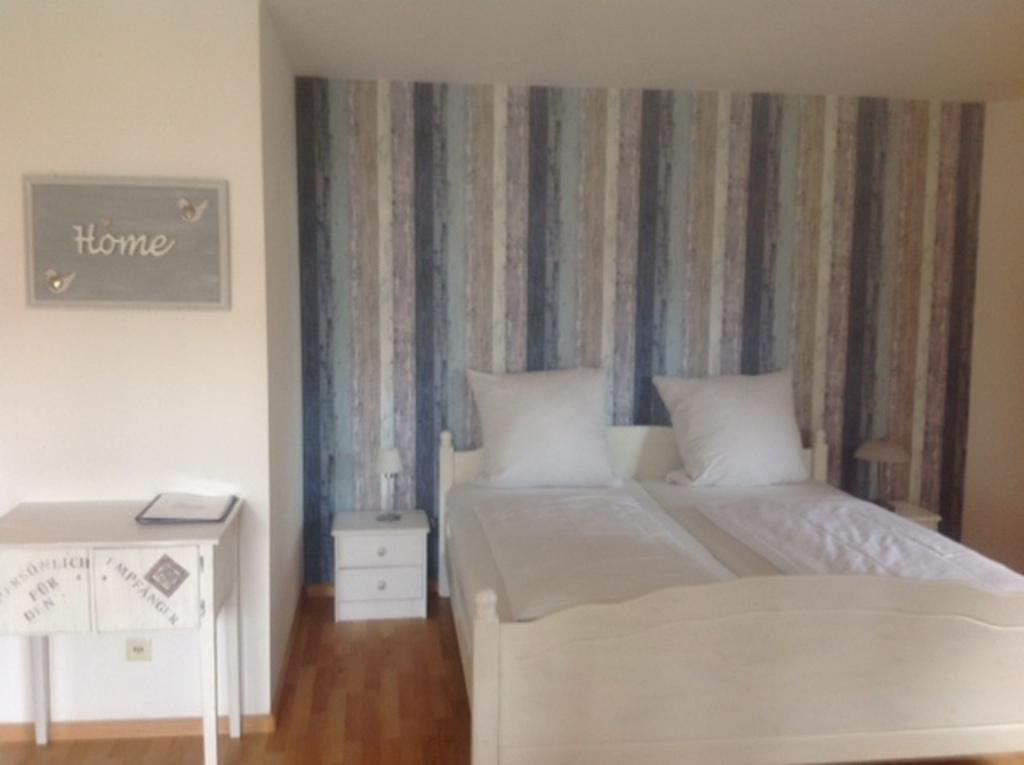 Appartements Am Park باد كروزنغن المظهر الخارجي الصورة